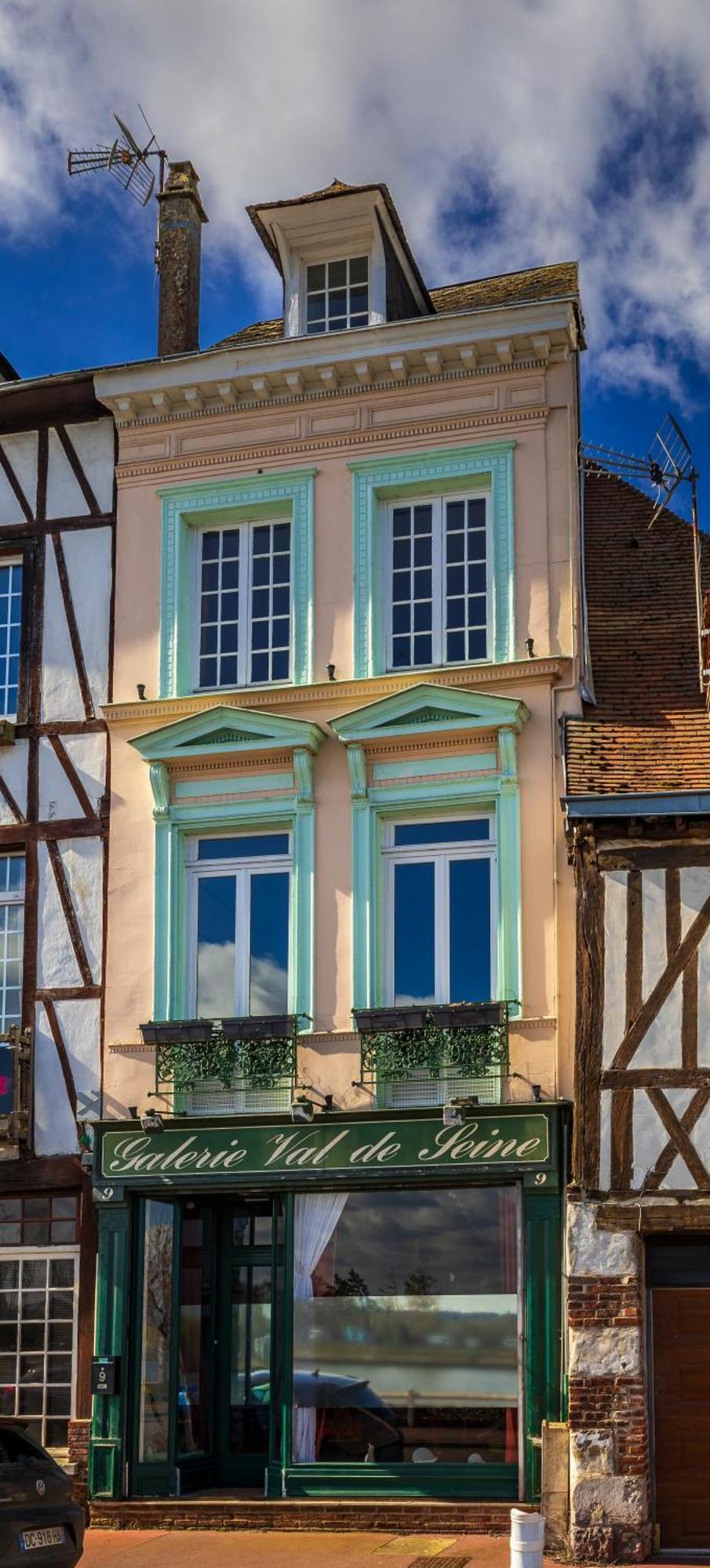 Maison De Ville En Bord De Seine A La Bouille Exterior photo